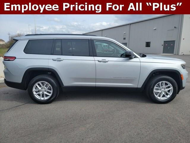 2025 Jeep Grand Cherokee GRAND CHEROKEE L LAREDO 4X4 2025 Jeep Grand Cherokee GRAND CHEROKEE L LAREDO 4X4