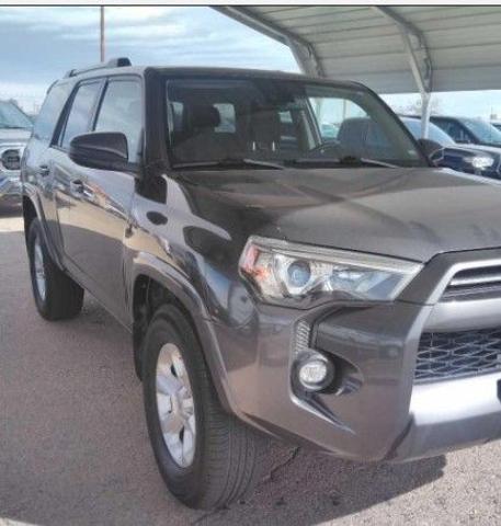2022 Toyota 4Runner SR5