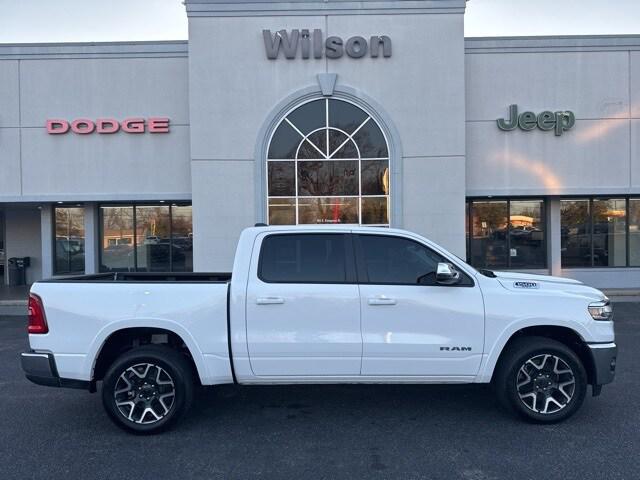 2025 RAM 1500 Laramie Crew Cab 4x4 57 Box
