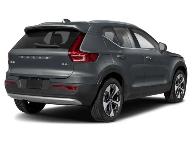 2025 Volvo XC40 B5 Ultra Dark Theme