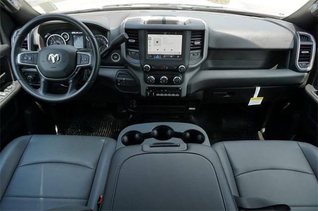 2024 RAM 5500 Chassis Tradesman/SLT/Laramie/Limited