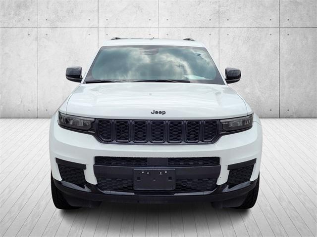 2023 Jeep Grand Cherokee L Altitude 4x2