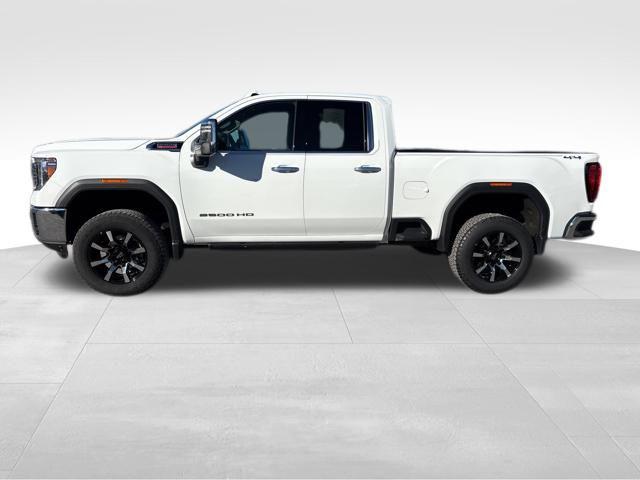 2022 GMC Sierra 2500HD 4WD Double Cab Standard Bed SLT