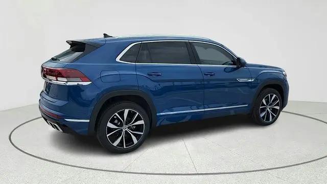 2025 Volkswagen Atlas Cross Sport 2.0T SEL Premium R-Line