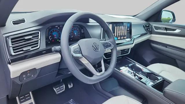 2025 Volkswagen Atlas Cross Sport 2.0T SEL Premium R-Line