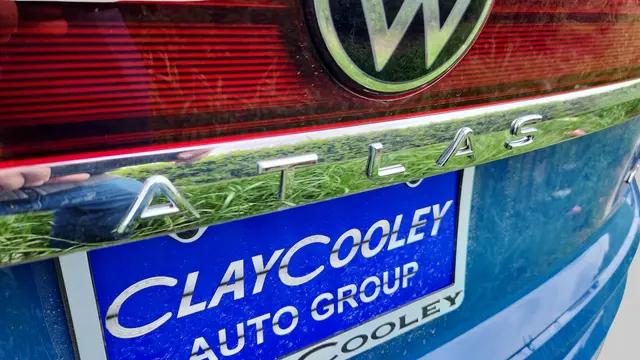 2025 Volkswagen Atlas Cross Sport 2.0T SEL Premium R-Line