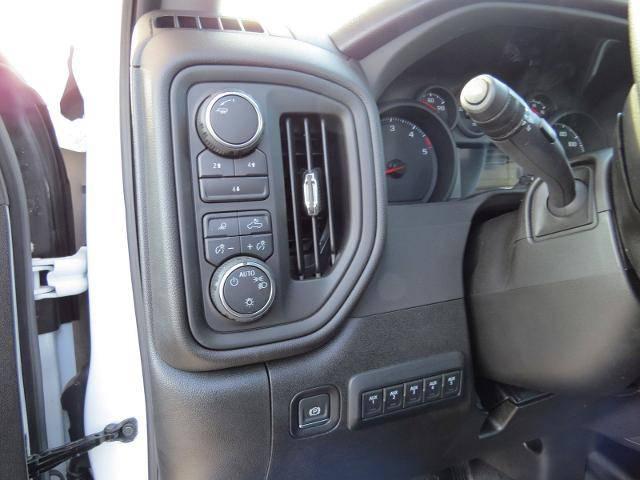 2025 Chevrolet Silverado 3500HD 4WD Double Cab Long Bed Work Truck