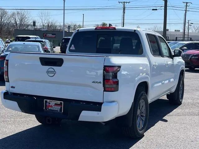 2025 Nissan Frontier Crew Cab SV 4x4