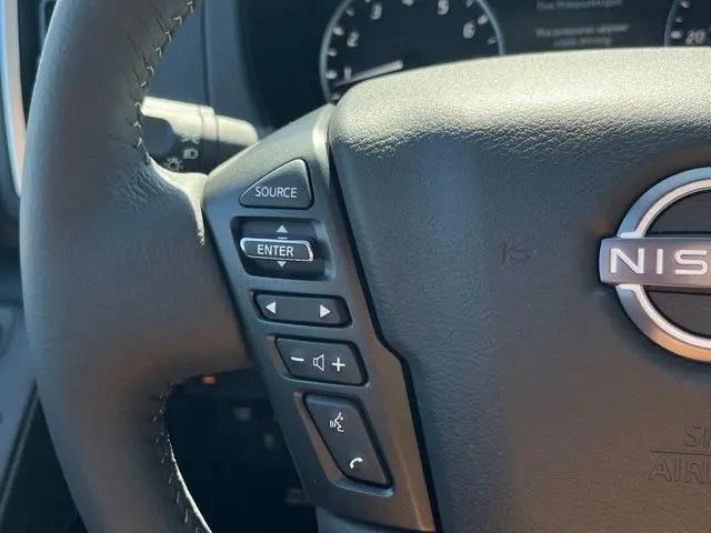 2025 Nissan Frontier Crew Cab SV 4x4