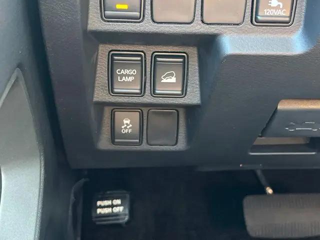 2025 Nissan Frontier Crew Cab SV 4x4