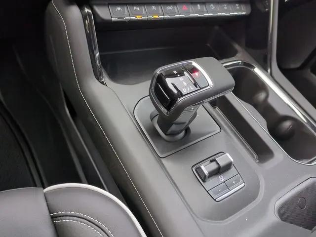 2025 GMC Sierra 1500 4WD Crew Cab Short Box AT4X