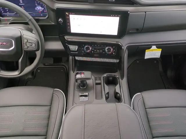 2025 GMC Sierra 1500 4WD Crew Cab Short Box AT4X