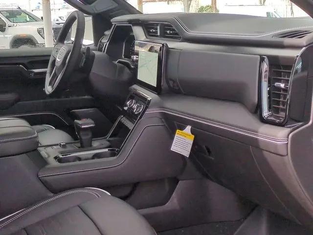 2025 GMC Sierra 1500 4WD Crew Cab Short Box AT4X