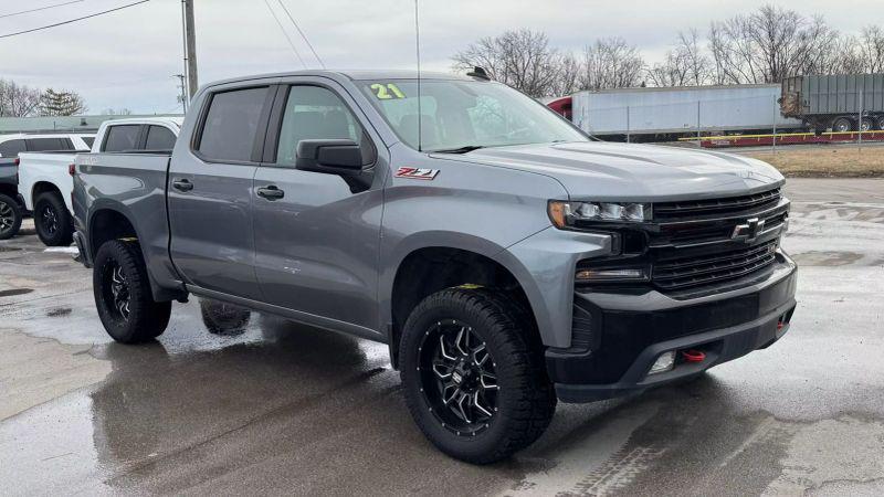 2021 Chevrolet Silverado 1500 4WD Crew Cab Short Bed LT Trail Boss for sale in Frankfort, IN