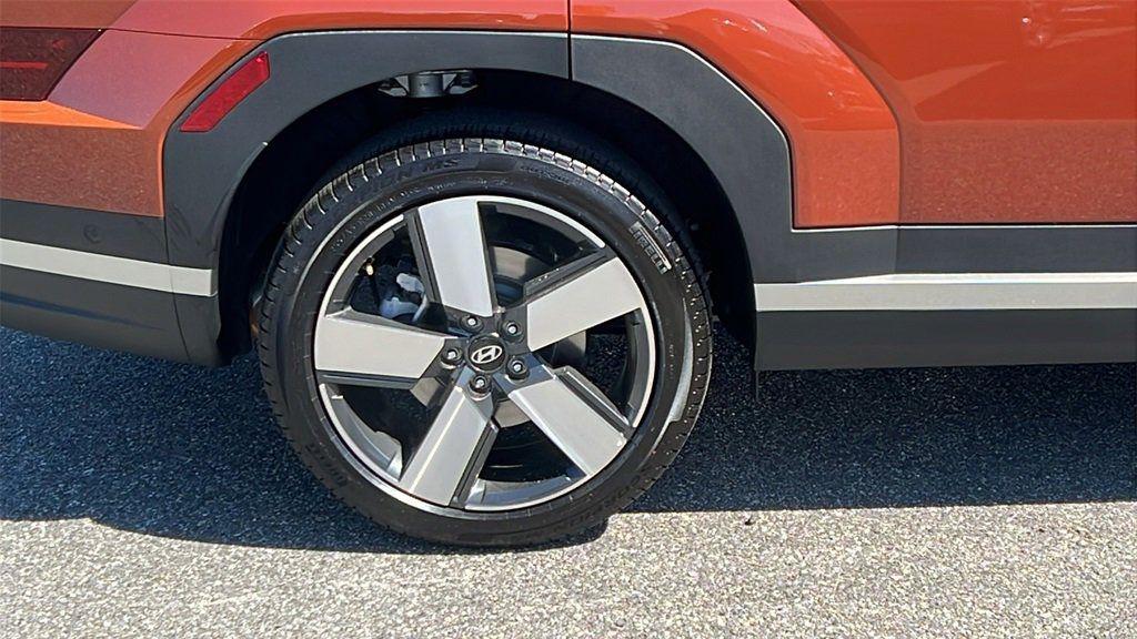 2025 Hyundai Santa Fe Limited - Photo 9