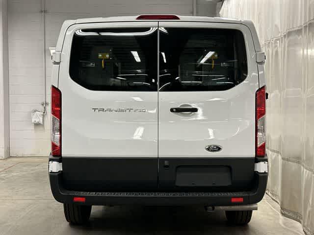 2025 Ford Transit Cargo Van Unknown