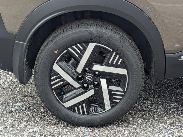 2025 Nissan Kicks SV FWD