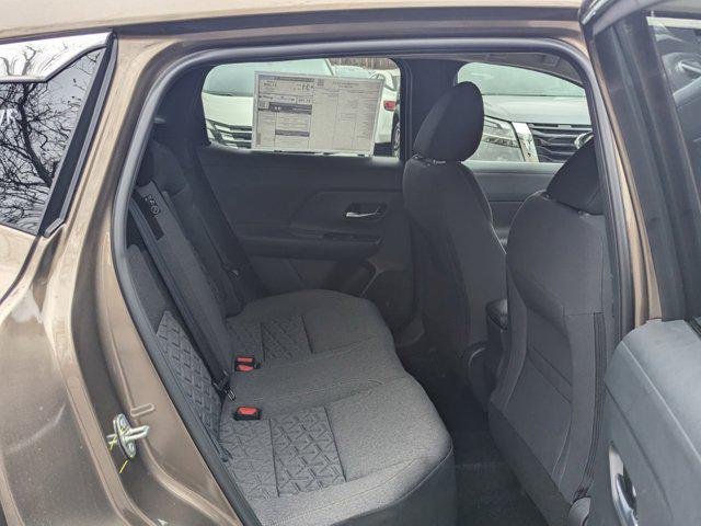 2025 Nissan Kicks SV FWD