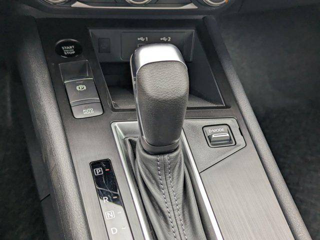 2025 Nissan Kicks SV FWD