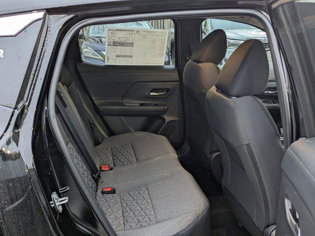2025 Nissan Kicks SV FWD