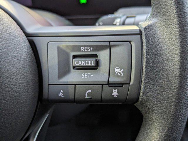 2025 Nissan Kicks SV FWD