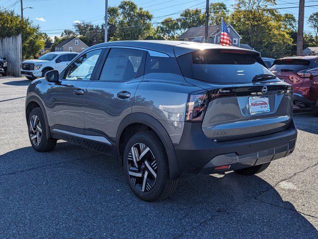 2025 Nissan Kicks SV FWD