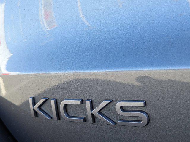 2025 Nissan Kicks SV FWD