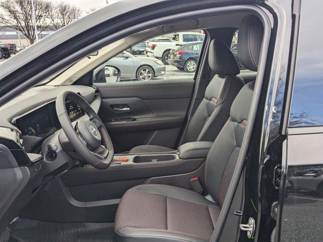 2025 Nissan Kicks SR Intelligent AWD