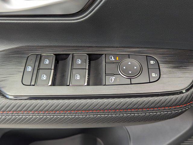 2025 Nissan Kicks SR Intelligent AWD