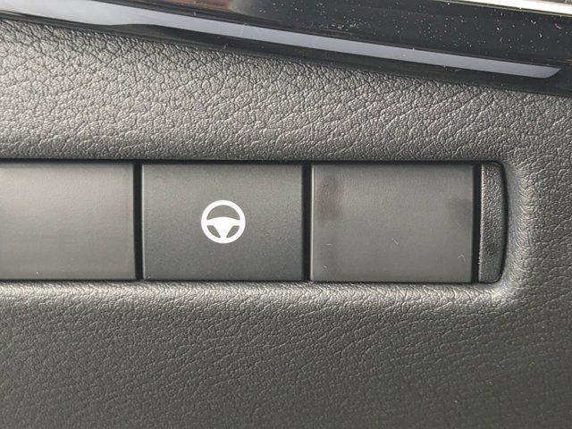 2025 Nissan Kicks SR Intelligent AWD