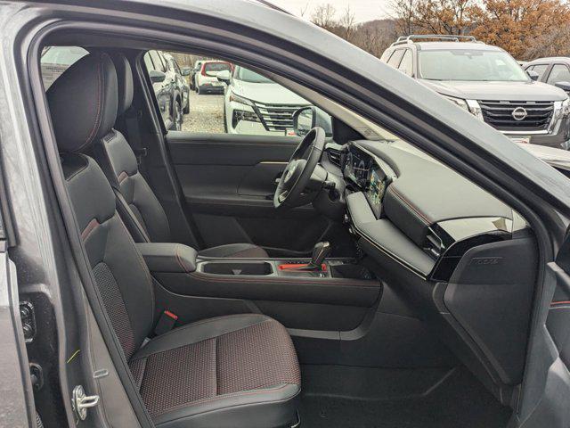 2025 Nissan Kicks SR Intelligent AWD