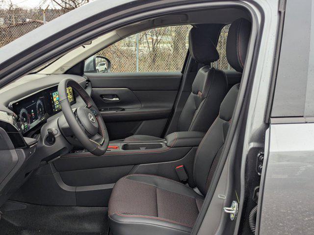 2025 Nissan Kicks SR Intelligent AWD
