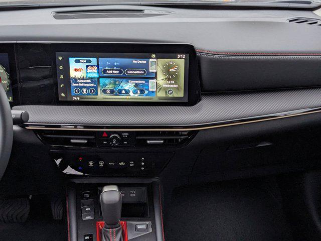 2025 Nissan Kicks SR Intelligent AWD