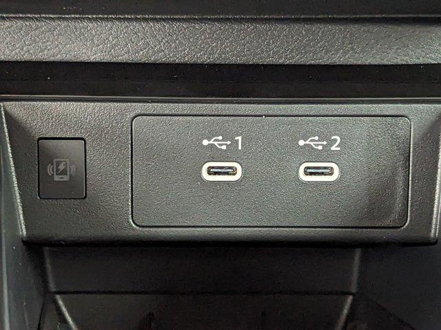 2025 Nissan Kicks SR Intelligent AWD