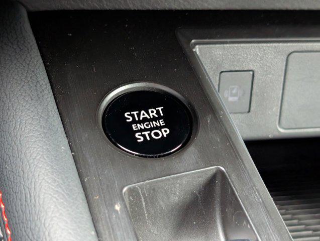2025 Nissan Kicks SR Intelligent AWD