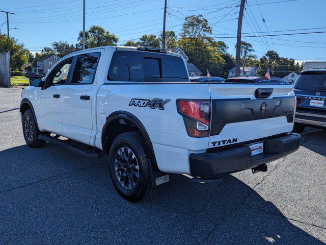 2024 Nissan Titan Crew Cab PRO-4X 4x4