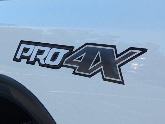 2024 Nissan Titan Crew Cab PRO-4X 4x4