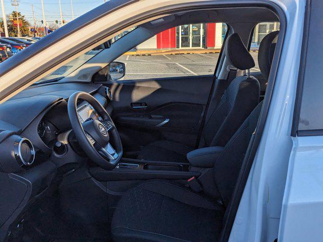 2024 Nissan Kicks SV Xtronic CVT