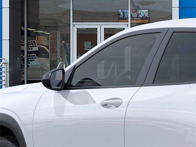 2025 Chevrolet Trax FWD LS