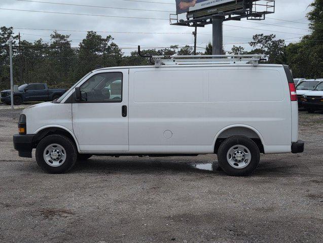2025 Chevrolet Express Cargo Van RWD 2500 Regular Wheelbase WT