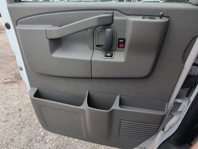 2025 Chevrolet Express Cargo Van RWD 2500 Regular Wheelbase WT