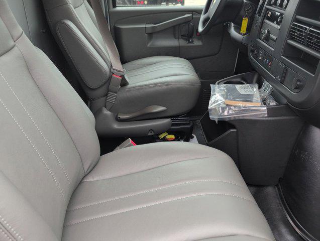 2025 Chevrolet Express Cargo Van RWD 2500 Regular Wheelbase WT