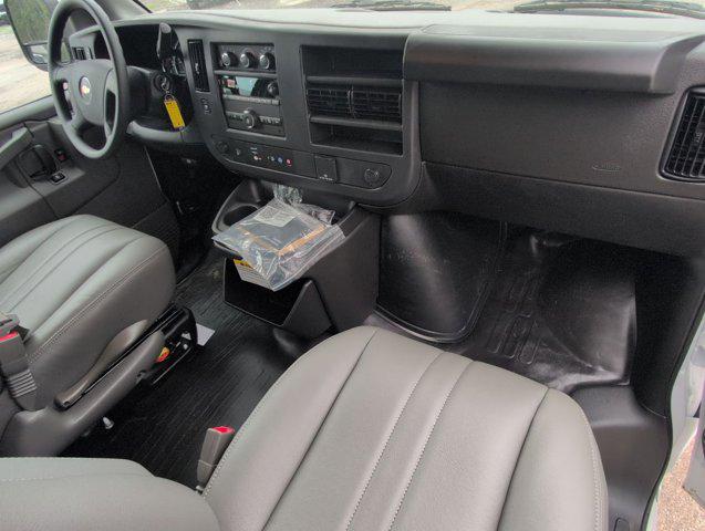 2025 Chevrolet Express Cargo Van RWD 2500 Regular Wheelbase WT