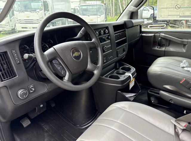 2025 Chevrolet Express Cargo Van RWD 2500 Regular Wheelbase WT