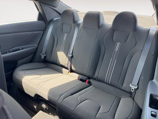 2025 Hyundai Elantra Hybrid SEL Sport