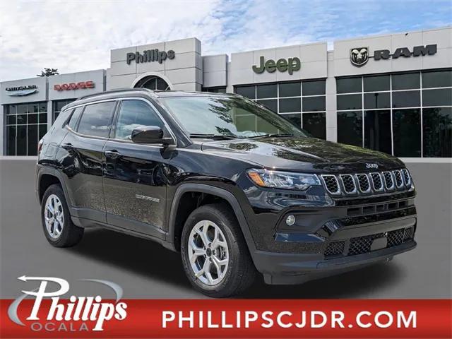 2025 Jeep Compass COMPASS LATITUDE 4X4