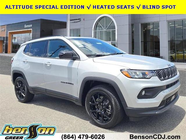 2025 Jeep Compass COMPASS LATITUDE 4X4