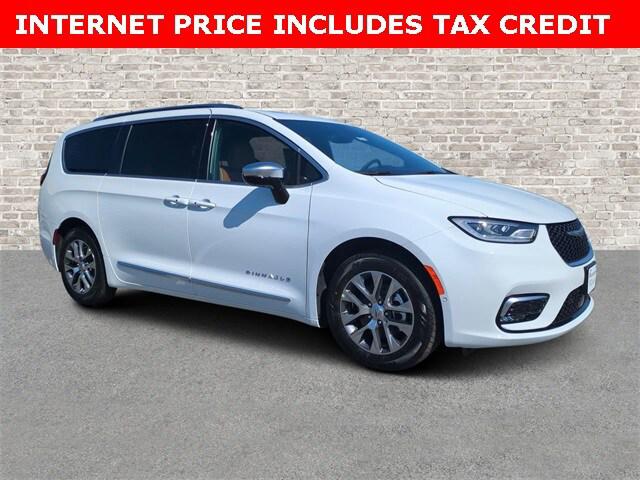 2025 Chrysler Pacifica Hybrid PACIFICA PLUG-IN HYBRID PINNACLE