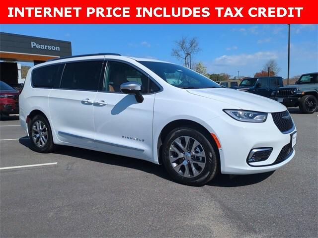 2025 Chrysler Pacifica Hybrid PACIFICA PLUG-IN HYBRID PINNACLE