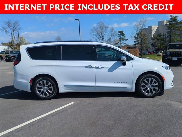 2025 Chrysler Pacifica Hybrid PACIFICA PLUG-IN HYBRID PINNACLE